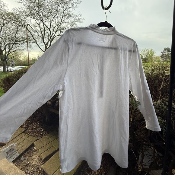 Charter Club Women's Pullover White Top with Ruffle and Buttons Size 1X NWT - Picture 14 of 14